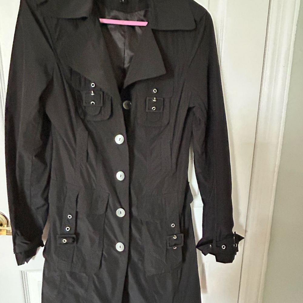 Bebe Black Trench Coat
Missing belt
